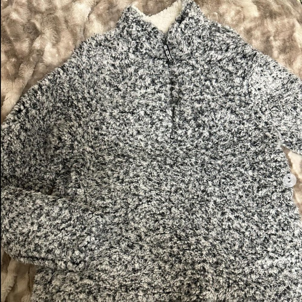 brand new fuzzy quarter zip